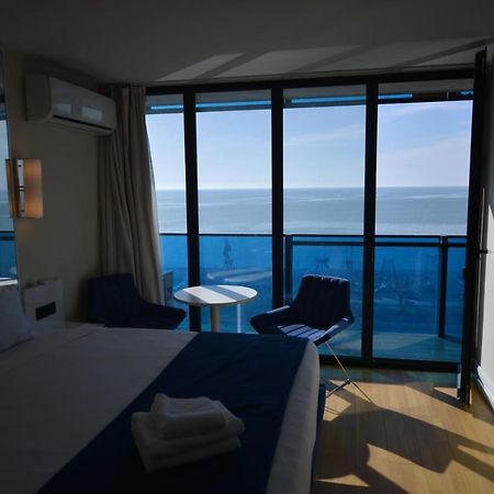 Aparthotel In Orbi City Batumi Exterior photo