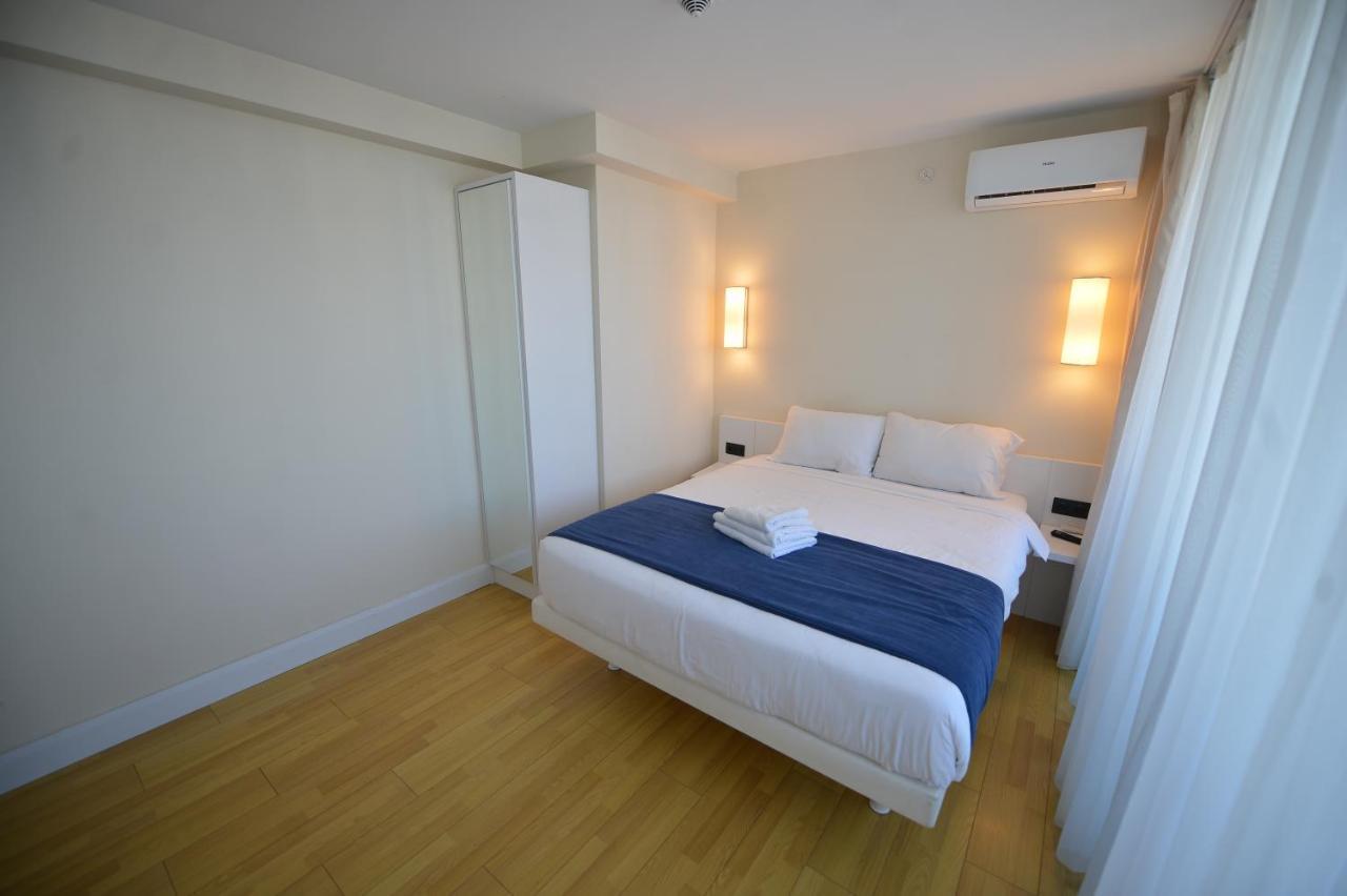 Aparthotel In Orbi City Batumi Exterior photo