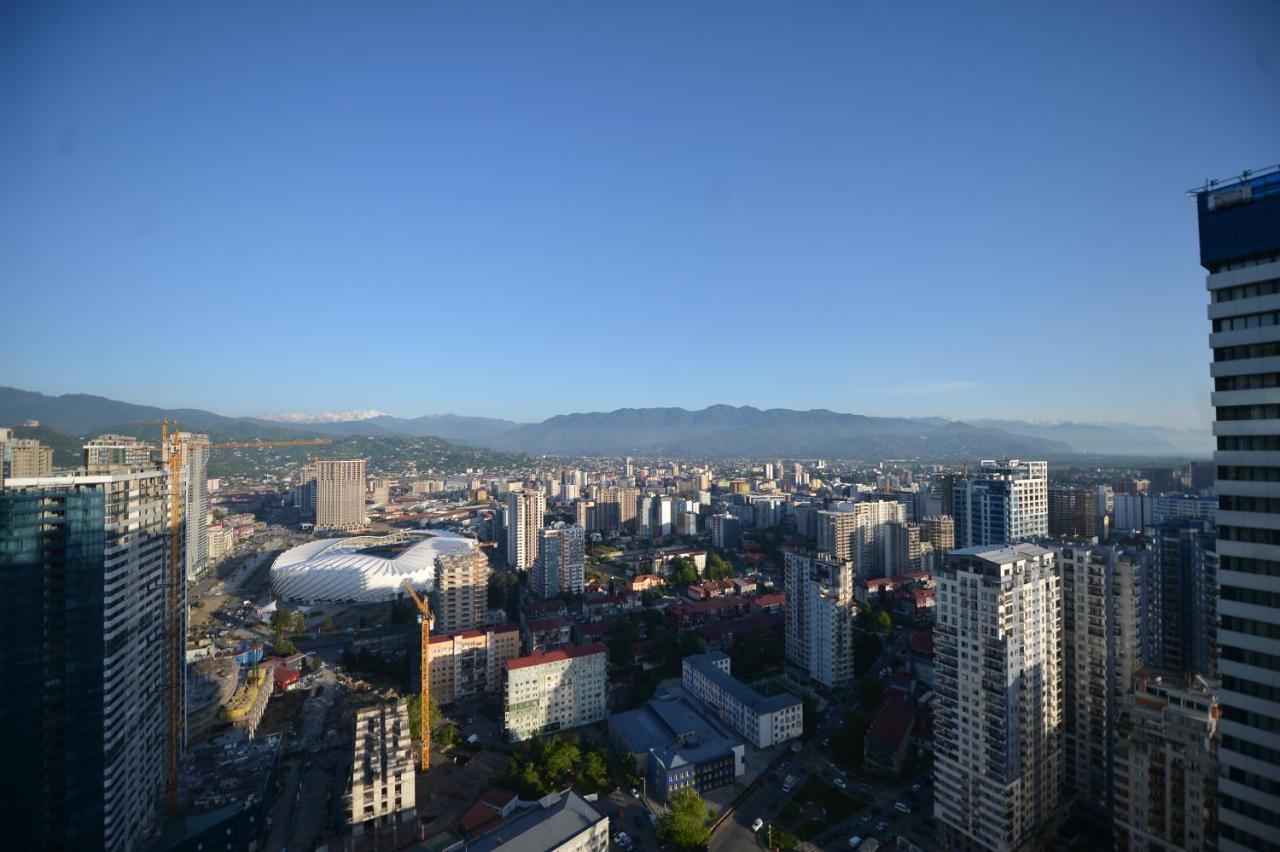 Aparthotel In Orbi City Batumi Exterior photo